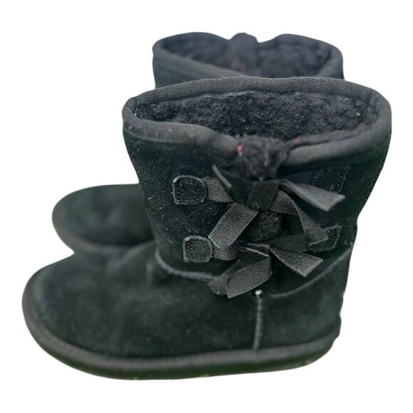 Koolaburra Black Suede Boots with Ribbon Accents size 12 fall preppy coastal - Picture 2 of 5